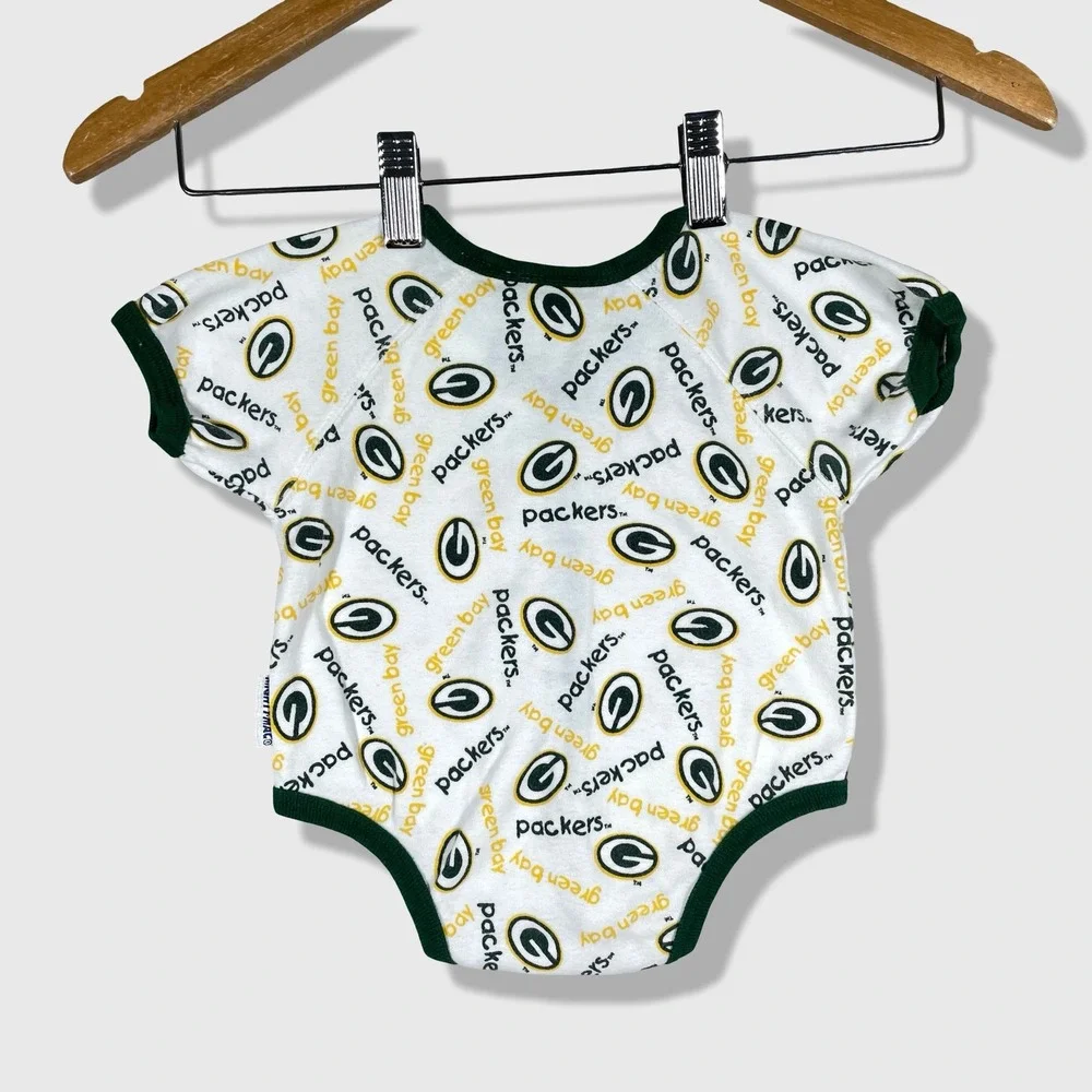 Mighty Mac‎ Green Bay Packers Bodysuit Baby 6-9M White Green NFL Football Sporty